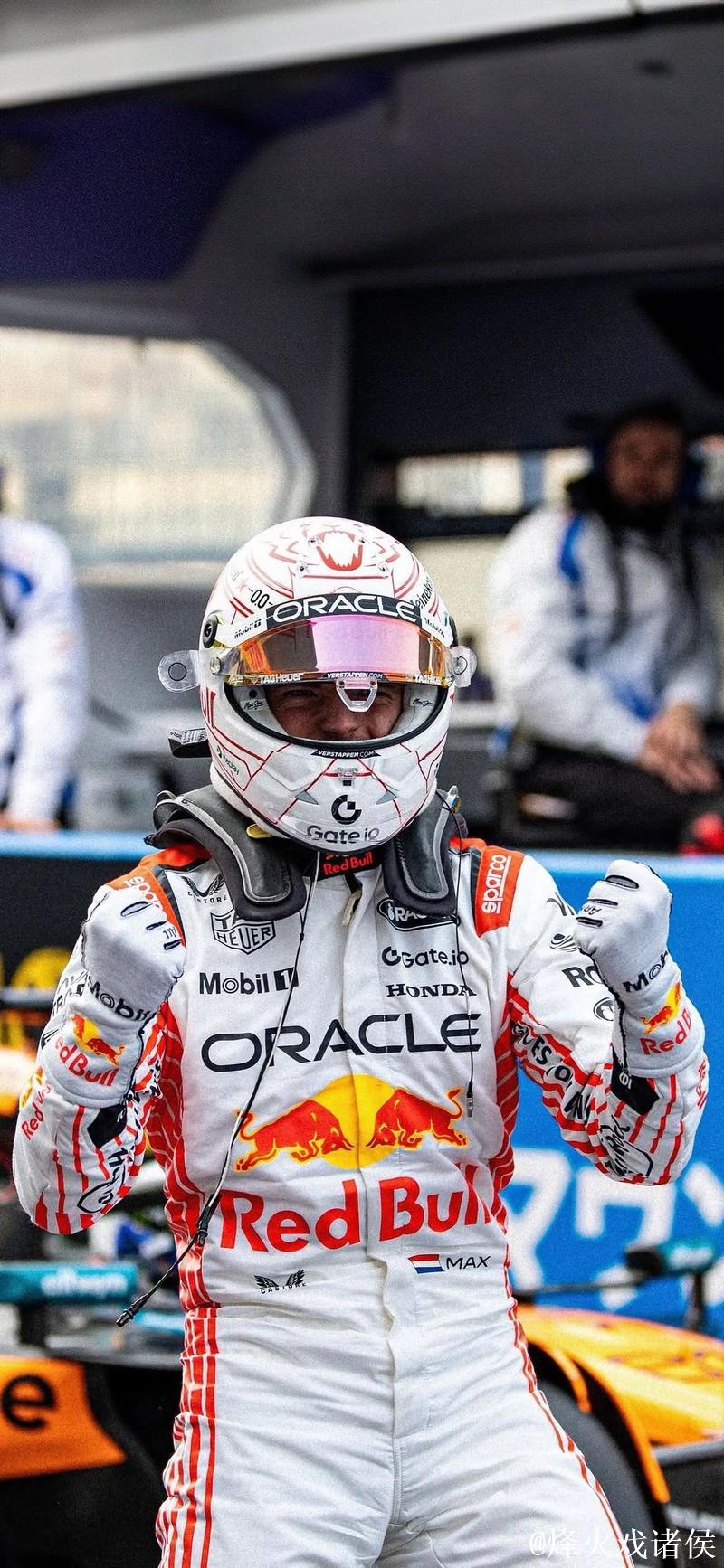 F1迈阿密冲刺赛：诺里斯勇夺冠军，维斯塔潘位列第17